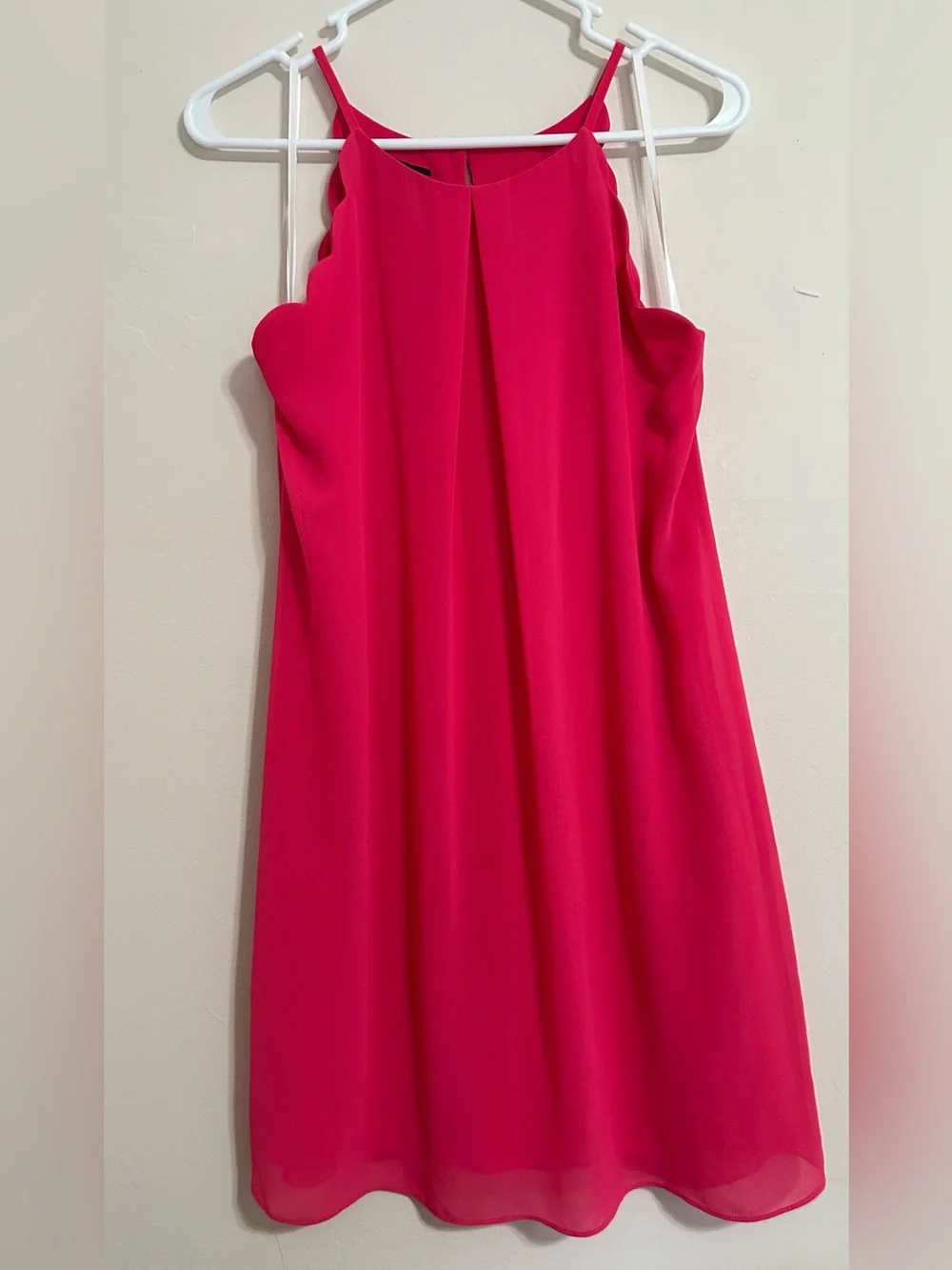 BCX Dress Hot Pink Scalloped Sleeveless Shift Dress | Size Medium